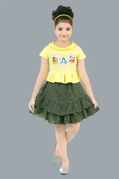 Girls Fancy Top And Skirt