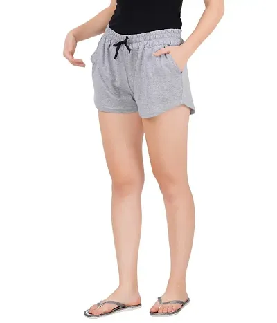 Blacktail Shorts for Women_Regular