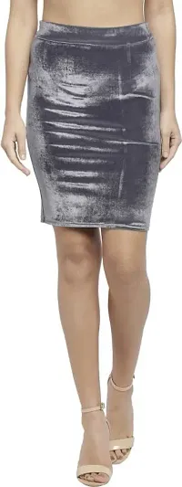 Solid Knee Length Skirt