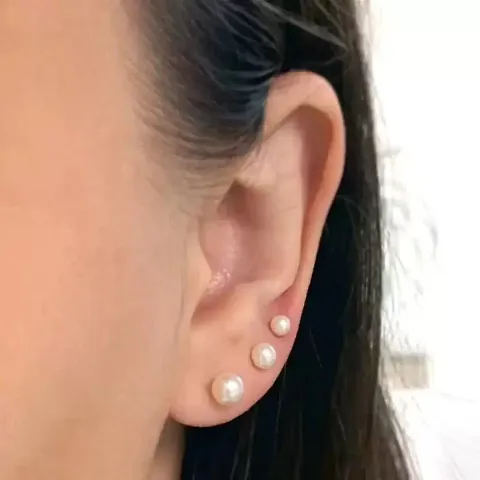 Must Have Earrings 