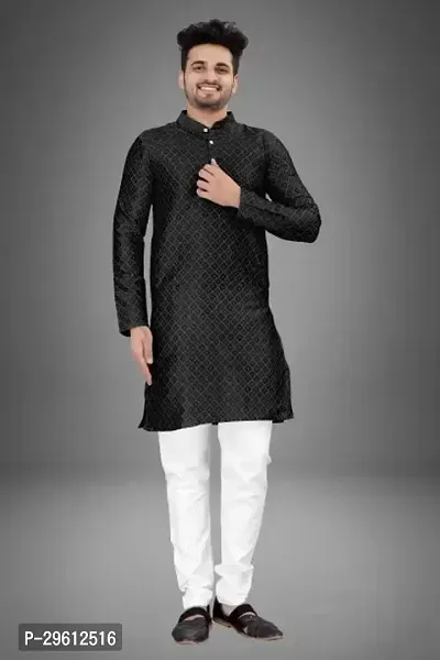 Stylish Black Cotton Blend Solid Kurta For Men