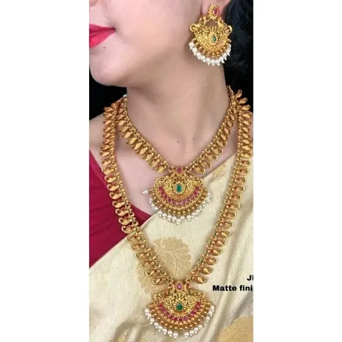 Diva Style Mat Finish Temple Jewellery Necklace Set