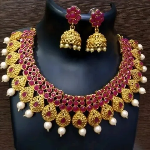 Diva Style Mat Finish Temple Jewellery Necklace Set