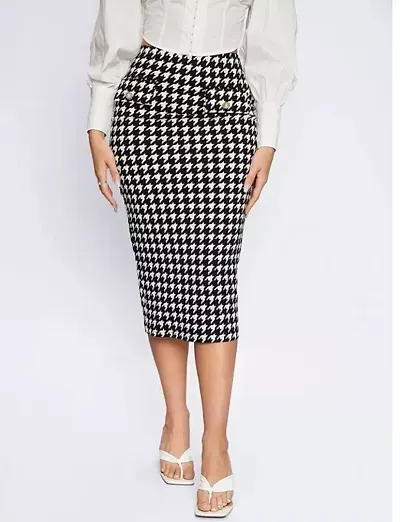 Elegant Checked Skirts For Women