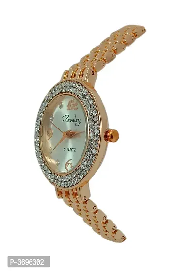 Women's Golden Analog Watch With Metal Strap-thumb2
