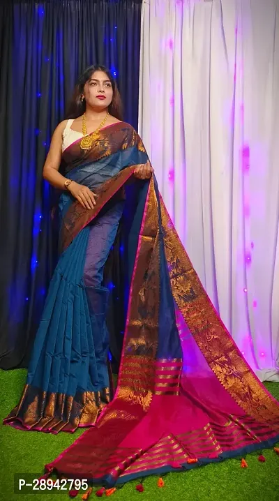 Stylish Cotton Blue Solid Saree With Blouse Piece For Women