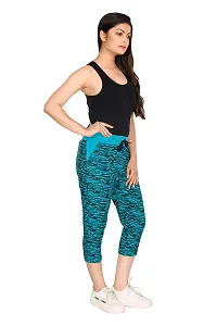 StyleAOne Women Printed Cotton Black White Capri for Women-thumb2