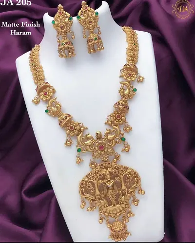 Stylish Golden Alloy Artificial stone Jewellery Set For Women