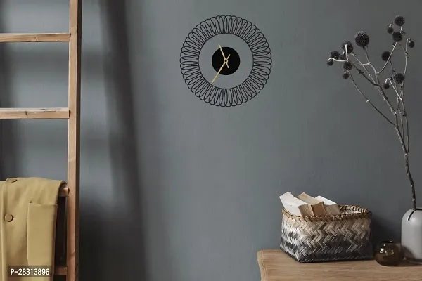 Classy Analog Wall Mounted Wall Clock