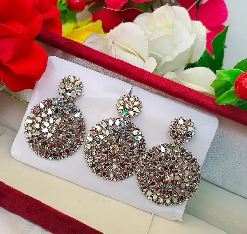 Latest Trendy Stylish Mirror Maagtika With Earrings Set