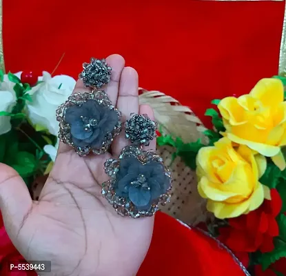Latest Trendy Desing Flower Long Earrings for Girls and Women