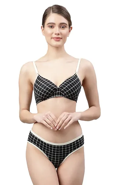 Stylish Checked Bra And Panty Set For Women