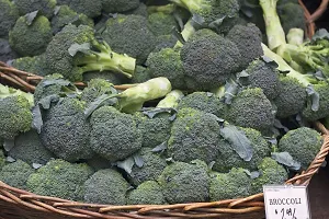 N.G.M.AGROCARE Broccoli Vegetable seed ( Pack Of 15 Broccoli Vegetable Seeds )-thumb3